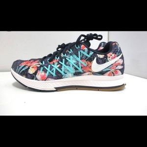 Nike Shoes - Nike shoes 👟 Nike Shoes - Nike shoes 👟